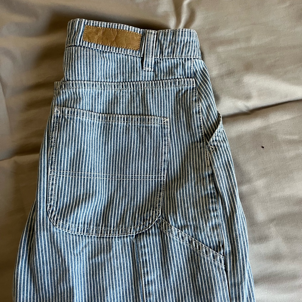 cotton on carptner jeans! size 6 just to small on me there new and so cute